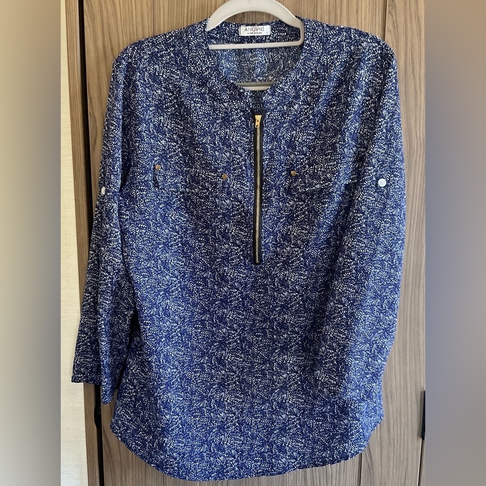 ANGVNS Womens Long Roll Tab Sleeve zip Neck Blue Blouse Size L